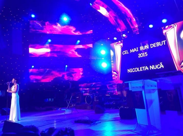 Nicoleta Nucă, onorată în România cu premiul pentru „Cel mai bun debut din 2015”