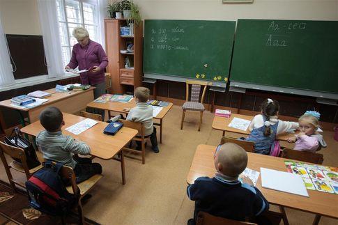 В селах Молдовы не хватает учителей