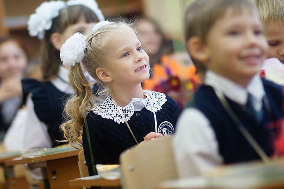 В Молдове начинается зачисление детей в первый класс