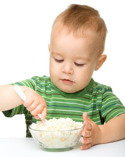 Молоко и кисломолочные продукты в рационе ребенка. Интервью с нутрициологом Анастасией Валак