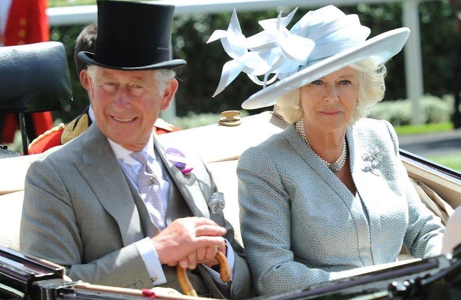Prințul Charles divorțeaza de Camilla Parker-Bowles