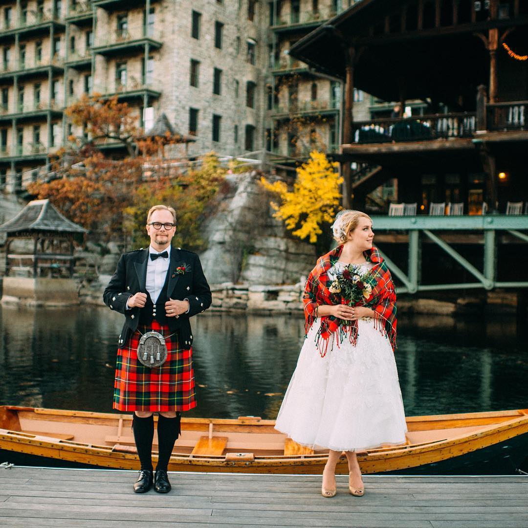 Cum arată tradiționalele costume de nuntă în 18 țări ale lumii?