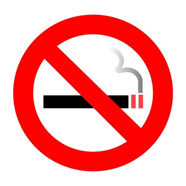 Decis! Fumatul în spațiile publice va fi interzis