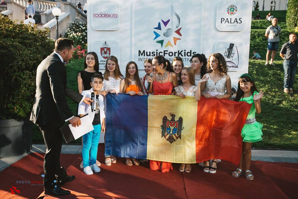 O tânără din Republica Moldova a cucerit marele premiu la festivalul internațional „MusicForKids”