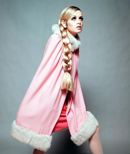 A fost primul supermodel din lume. Uite cat de bine arata Twiggy la 67 de ani - FOTO