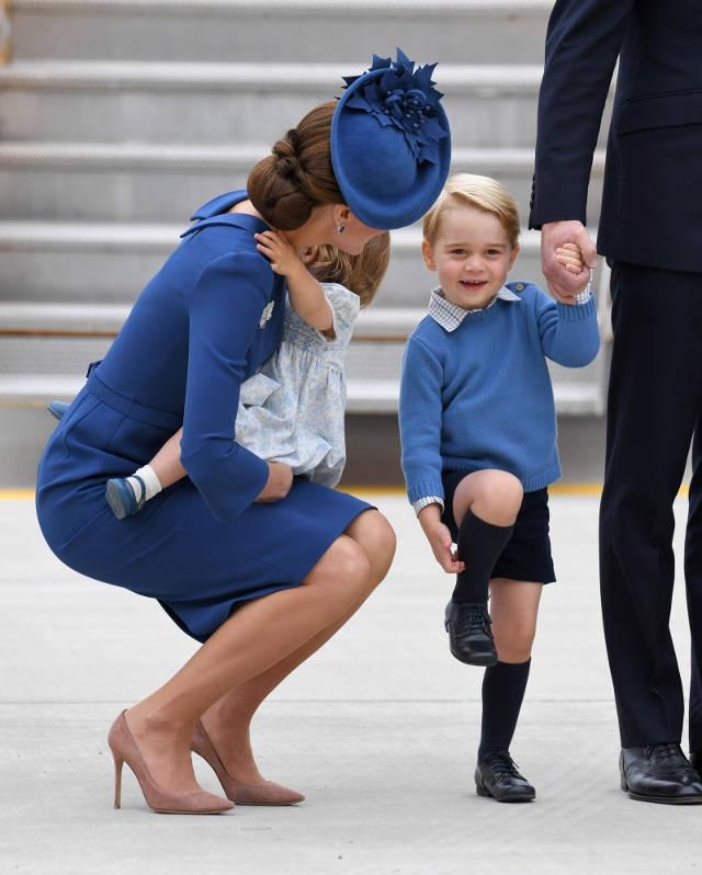 Printul William si Ducesa Kate, impreuna cu copiii lor in Canada