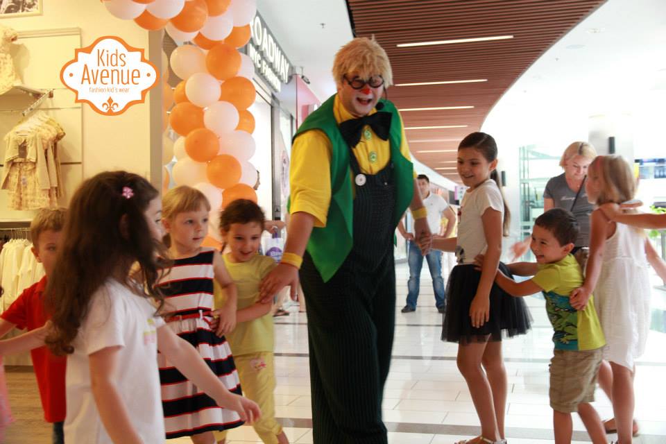 Deschiderea magazinului de haine pentru copii Kids Avenue