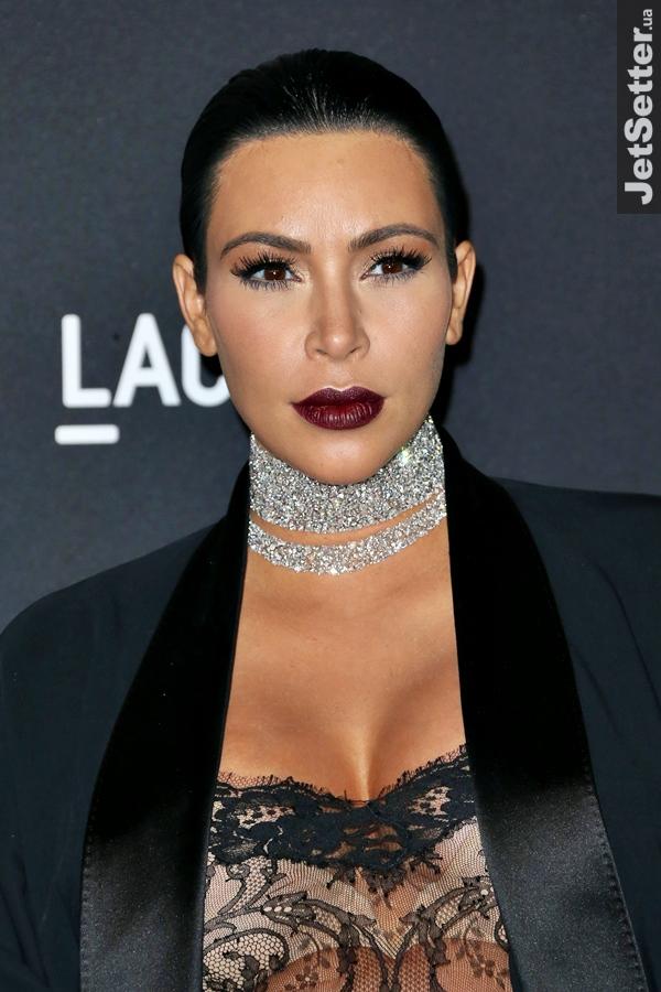 Mass-media anunţă descoperirea unei bijuterii sustrase de la Kardashian