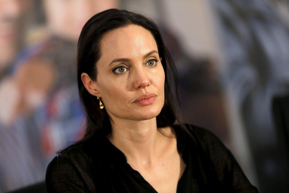 Incredibil cum arată! Angelina Jolie a ajuns la 34 de kilograme