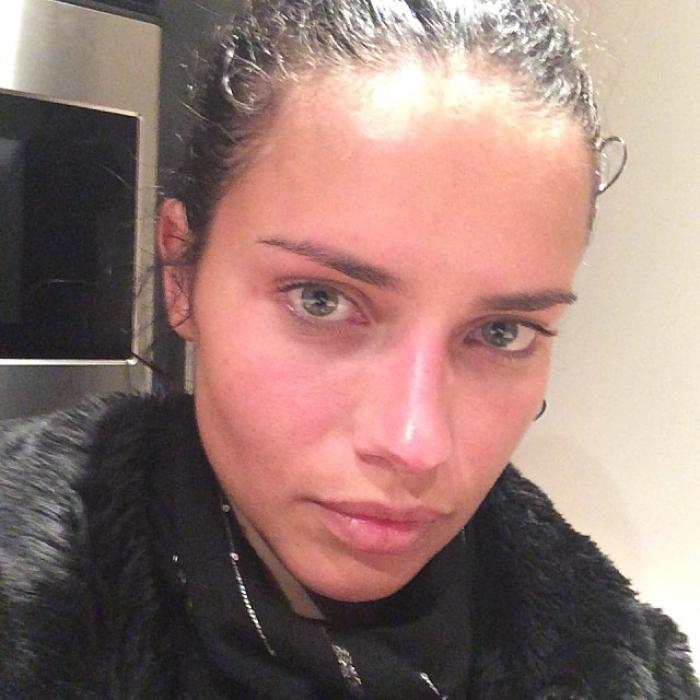 Instagram звезд: no make up