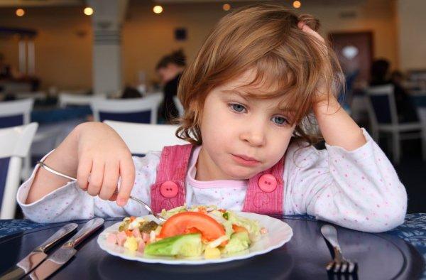 Ученые выяснили, почему дети отказываются пробовать новую еду