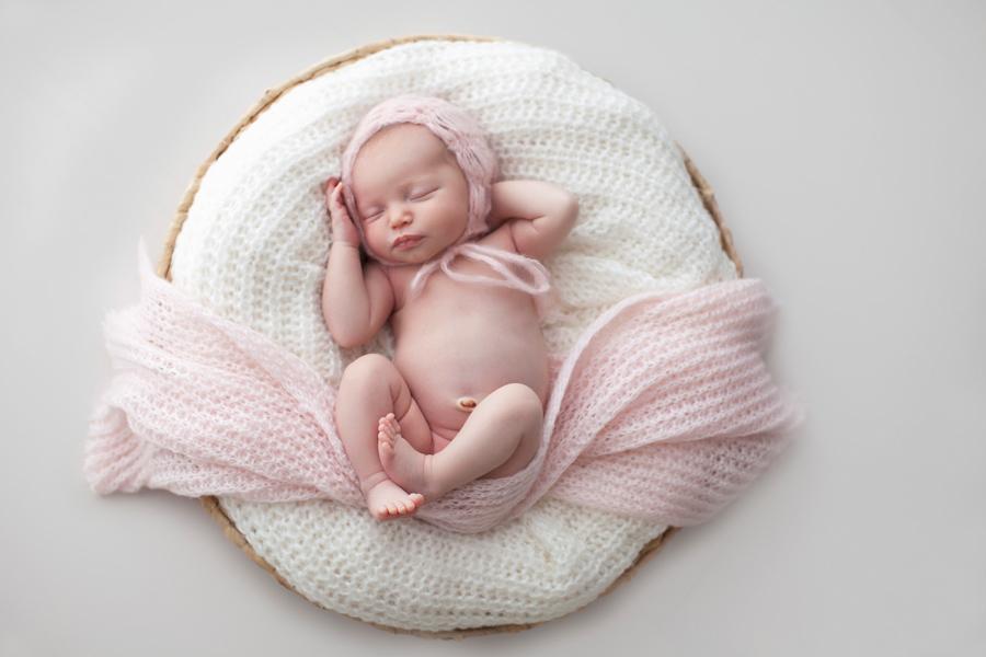 6 idei pentru prima ședință foto a bebelușului