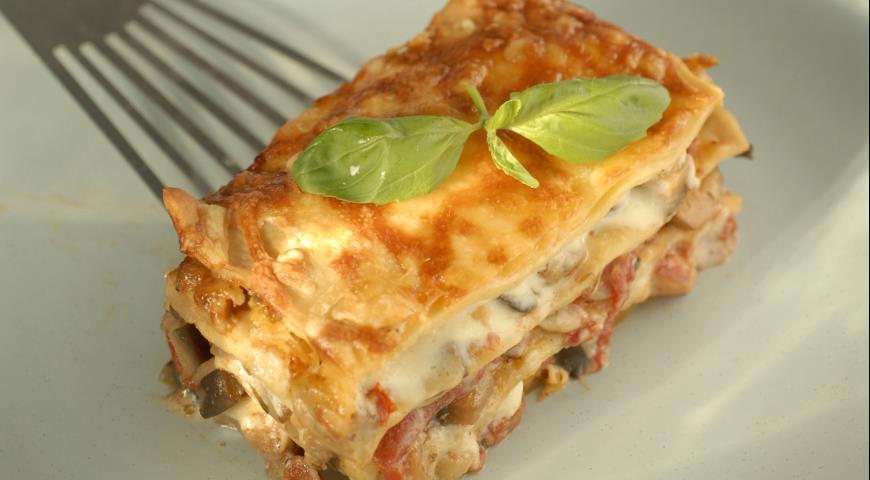 Lasagna din aluat de casă