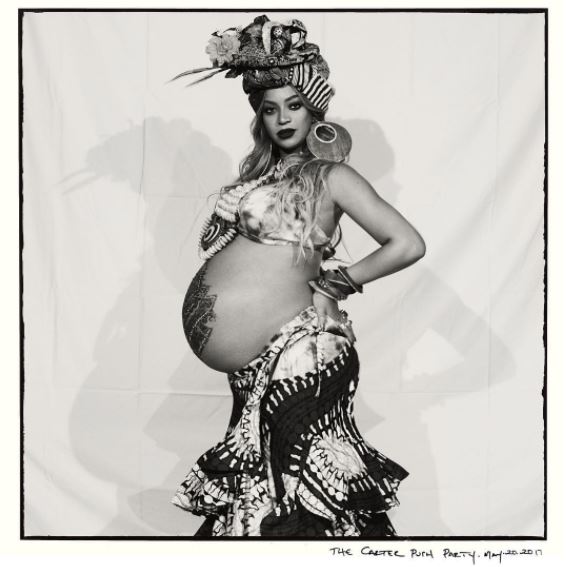 Beyonce a arătat cum i se modifică corpul în timpul sarcinii