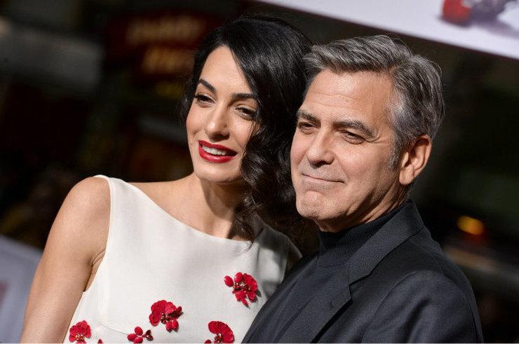 Беременная Амаль не отпускает Джорджа Клуни на светские мероприятия до родов