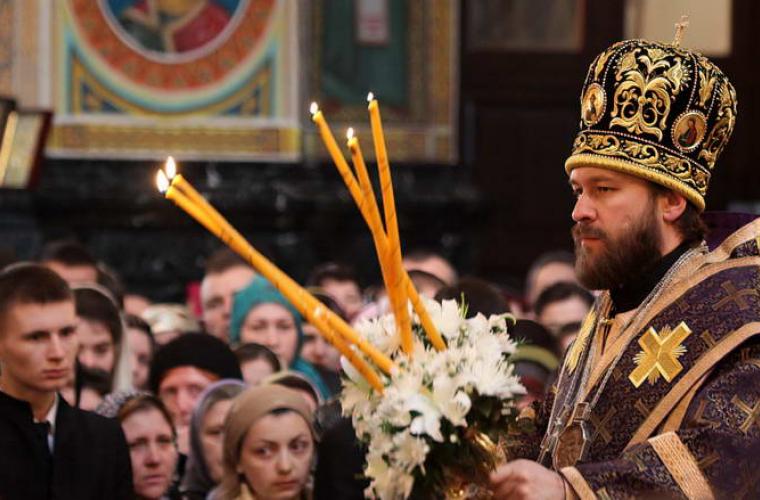 Православные христиане празднуют Успение Богородицы