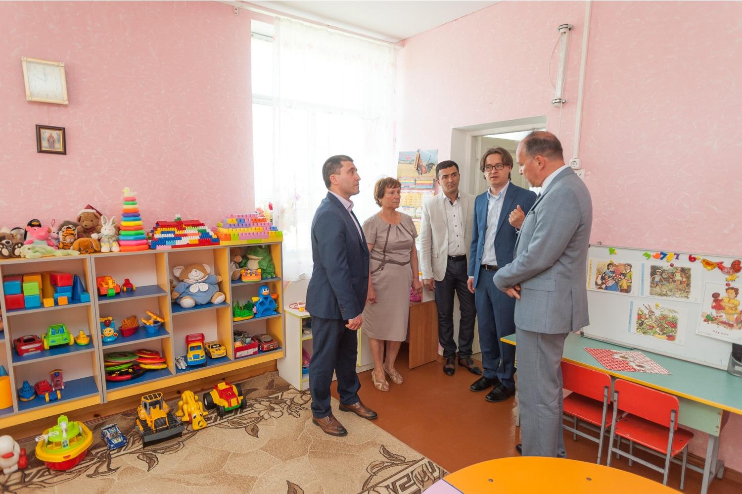 Fiecare a doua grădiniţă din Republica Moldova a fost renovată din banii Guvernului României