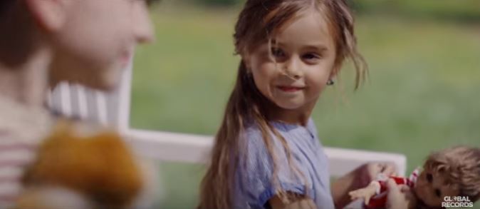 Fiica lui Anatol Melnic s-a filmat într-un videoclip