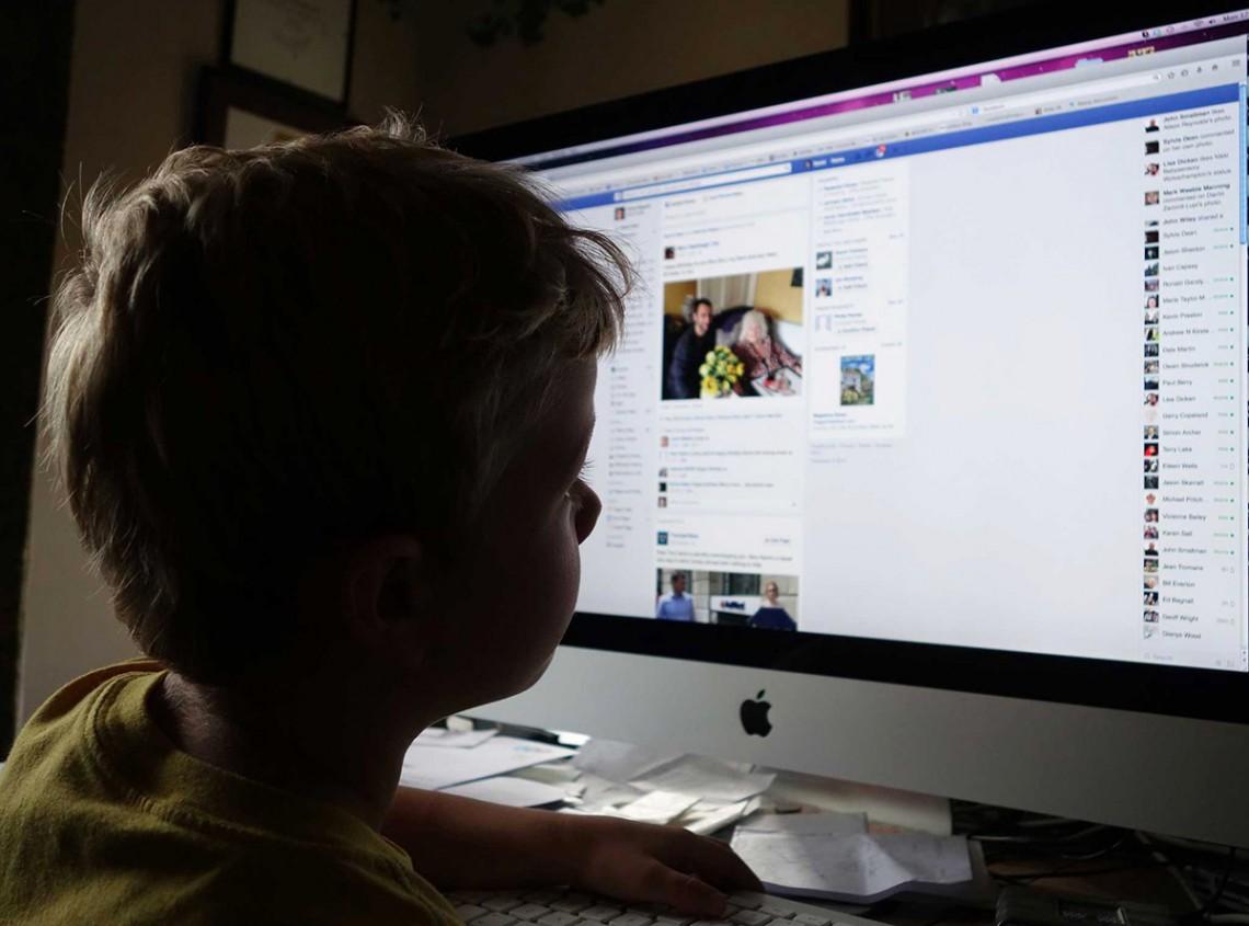 A apărut un program care le permite părinților să urmărească activitatea copiilor pe rețelele sociale