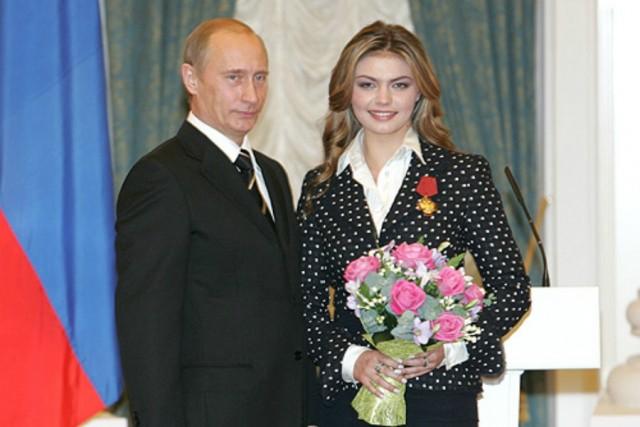 Алина Кабаева покидает Госдуму, чтобы возглавить медиа-империю друзей Путина