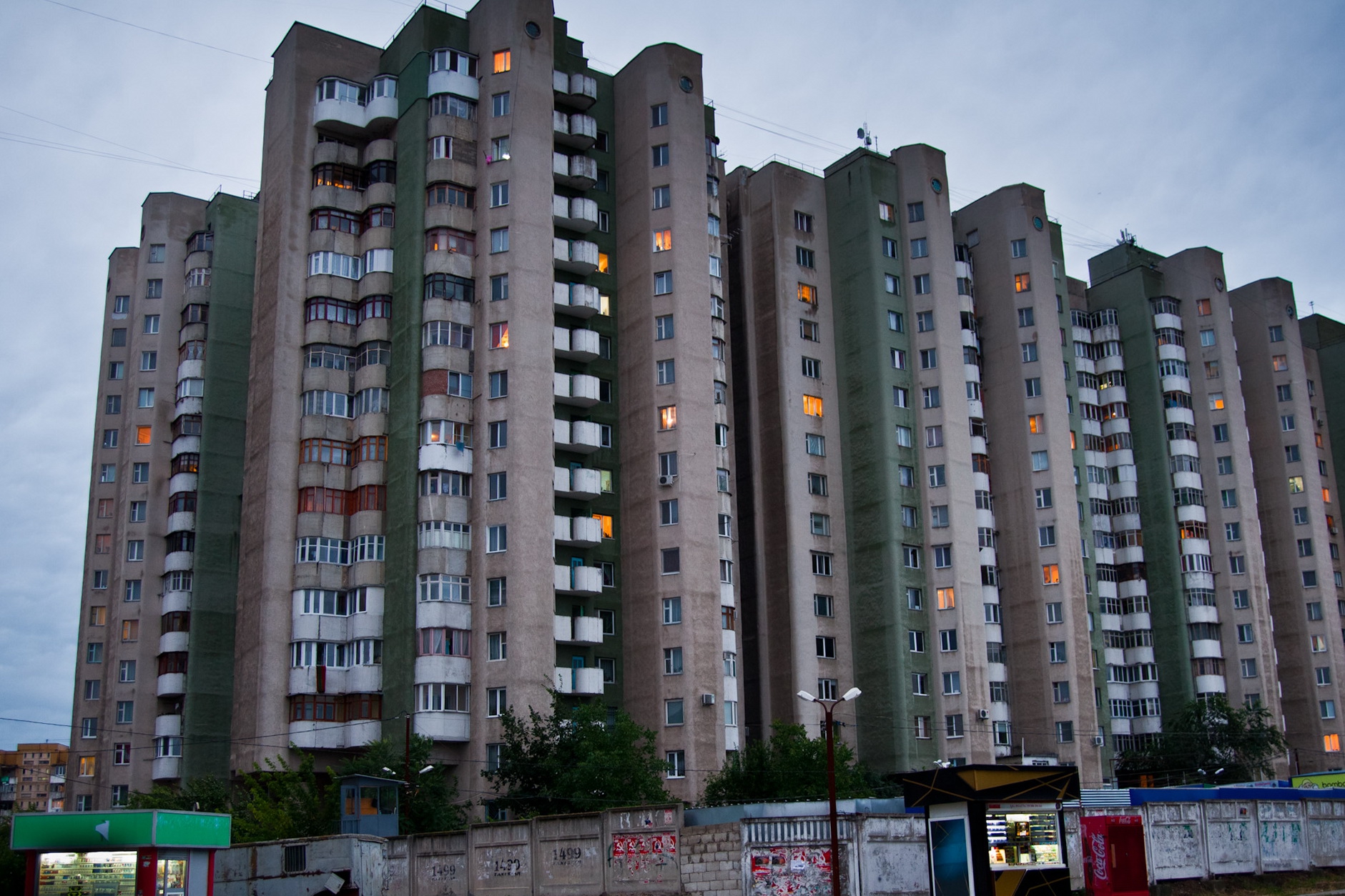 В жилых домах Кишинева будут заменены окна и двери