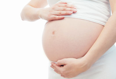 7 способов уменшения растяжек во время беременности