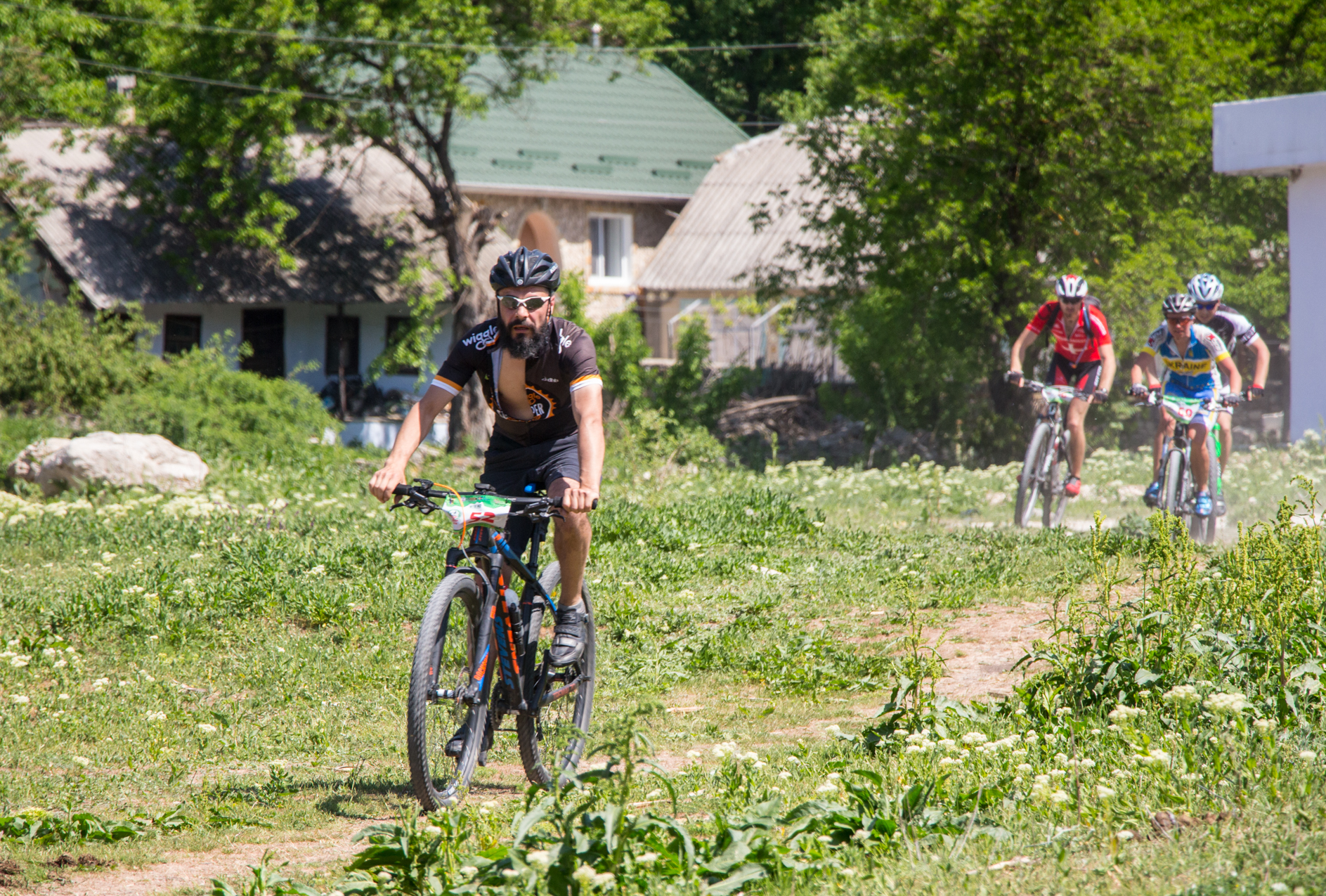 242 de cicliști au cutreierat Orheiul la Mountain Bike Marathon 2018