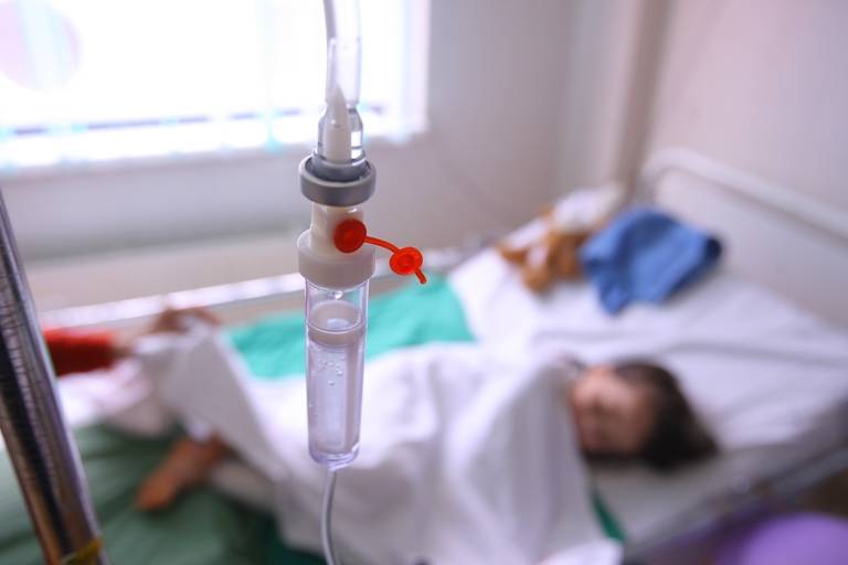 O femeie s-a infectat de rujeolă în Ucraina. Copilul ei a ajuns în stare gravă la spital