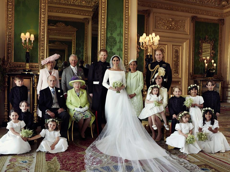 Первое официальное фото королевской семьи в новом составе