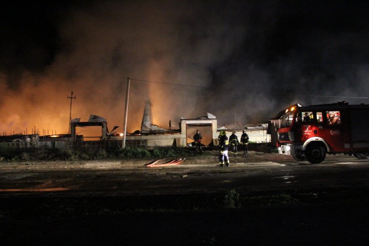 Imagini din dronă de la incendiul de la Strășeni