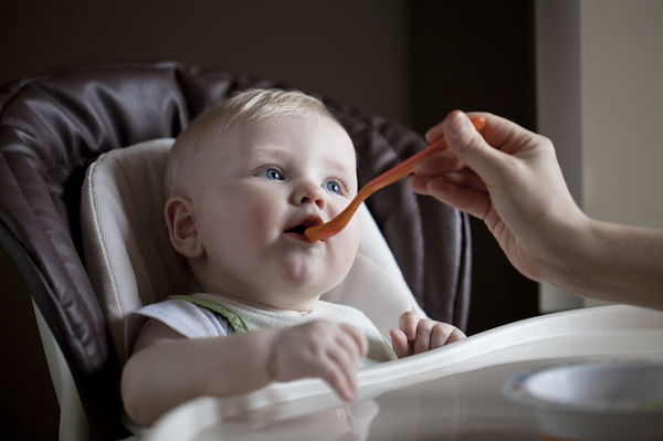Care sunt cele mai bune alimente pentru creierul bebelușului