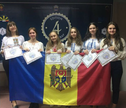 Elevii moldoveni au obținut o medalie de bronz și 6 premii la Olimpiada Internațională de Limbă Franceză