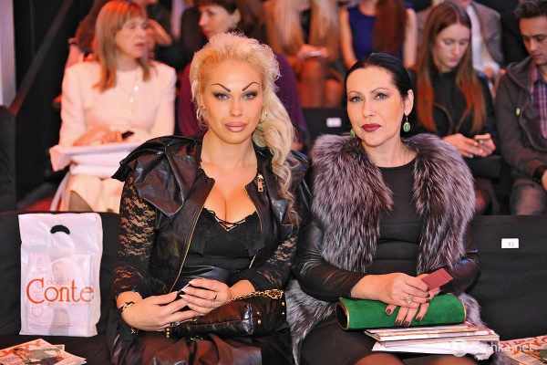 Au vrut sa impresioneze, dar au dat-o in penibil! Tinutele "beau-monde-ul" la Kiev Fashion Week