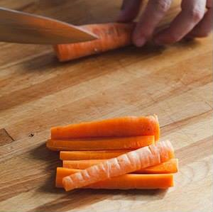 Куриные голени с медовой морковью от Надежды Байтой
