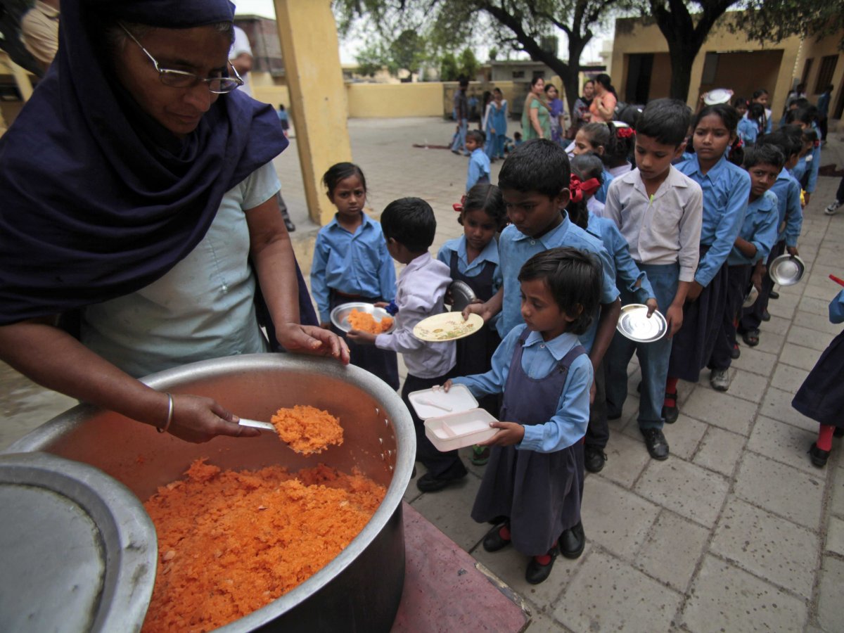 Reportaj foto – prânzurile școlare în diferite țări ale lumii