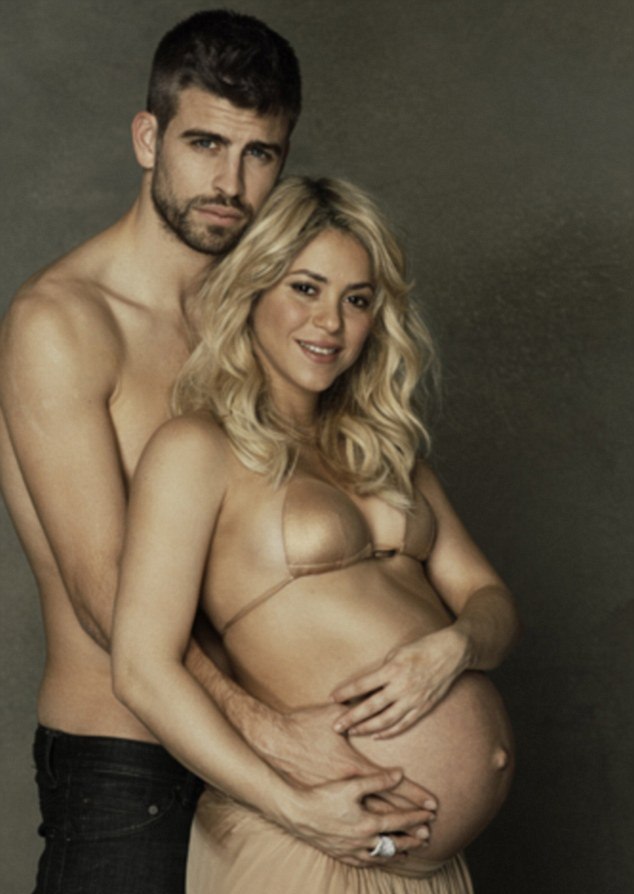 Шакира хочет родить девятерых детей