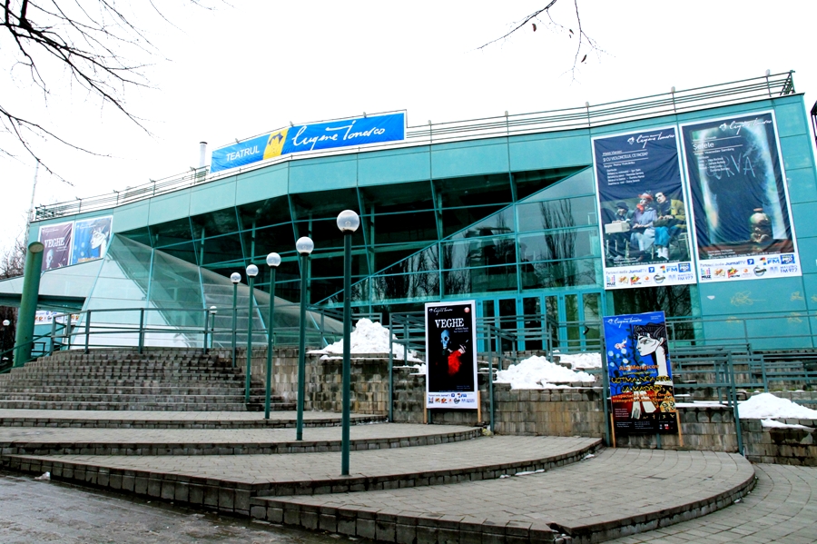 Primul Stand-up Cafe la Chișinău – premieră la teatrul „Eugene Ionesco”