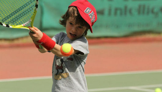 Unde să înscrieți copilul la tenis? Prezentarea școlilor și cluburilor sportive din Chișinău