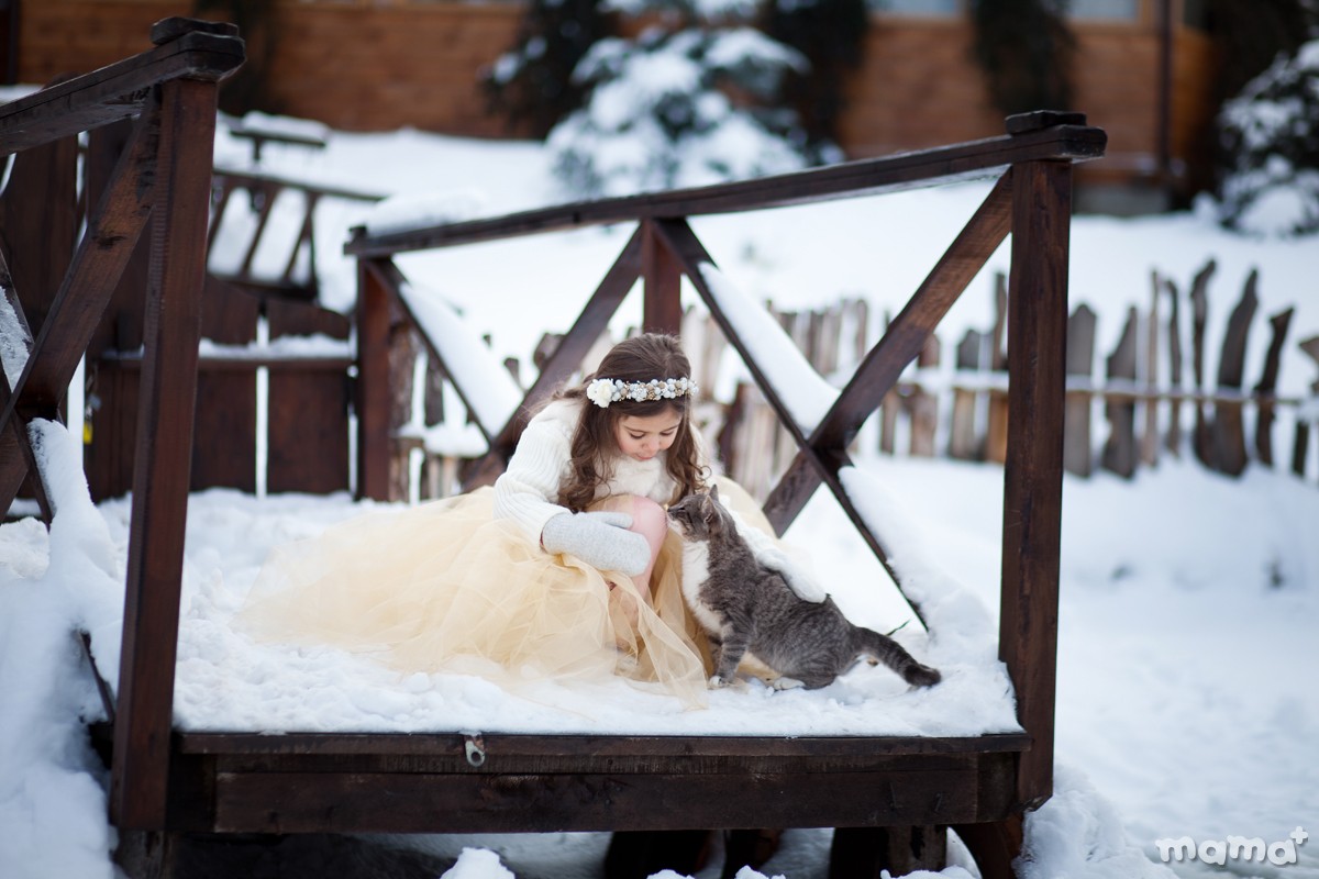 Девочка на снегу от Алены Никаноровой