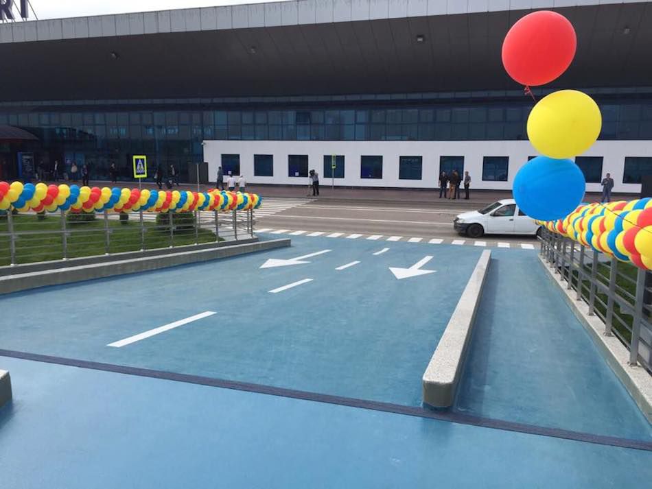 В аэропорту Кишинева открылась многоуровневая парковка