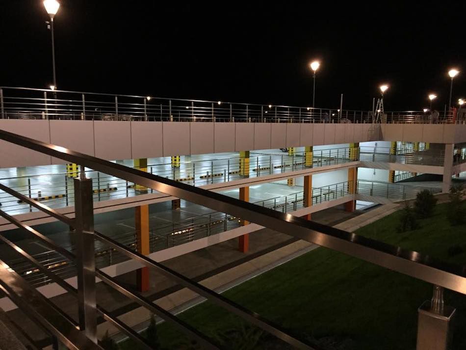 В аэропорту Кишинева открылась многоуровневая парковка