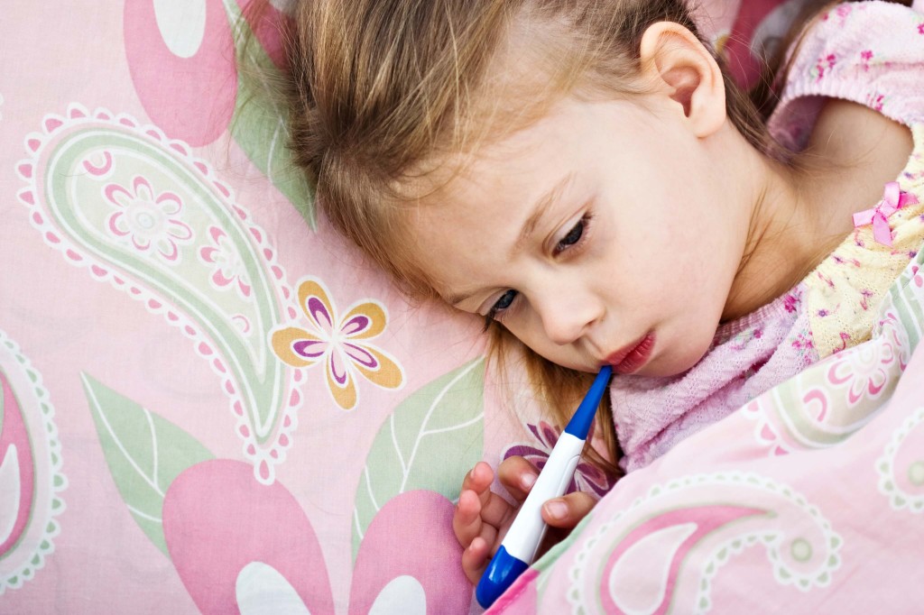 Екатерина Микитенко: Как снизить температуру у ребёнка без лекарств?