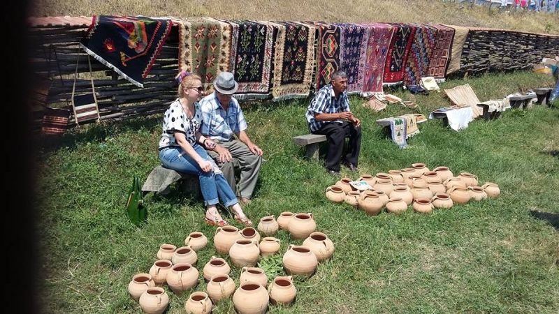 Meșteri olari și-au dat întîlnire la Hoginești