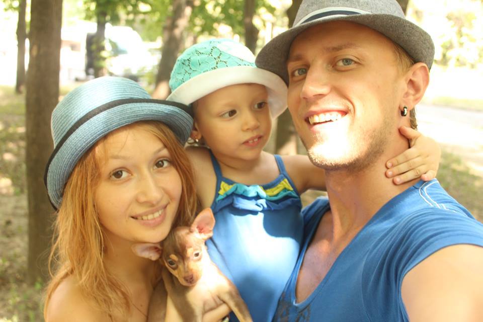 Family Portrait: Serge și Lana Ialoviţki