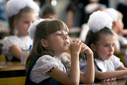Школьники Молдовы будут изучать "культуру добрососедства"