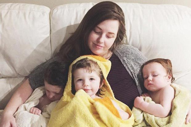 Женщина решила родить тройню на 7 месяце беременности, чтобы спасти жизнь дочери