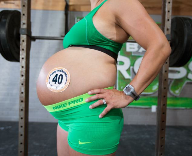 Экстремальные беременности: штанго-рекорды, допинг и роды в воздухе