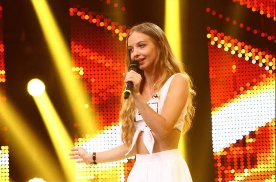 Tânăra moldoveancă Daniela Rogovschi a avut o apariție de succes la X Factor
