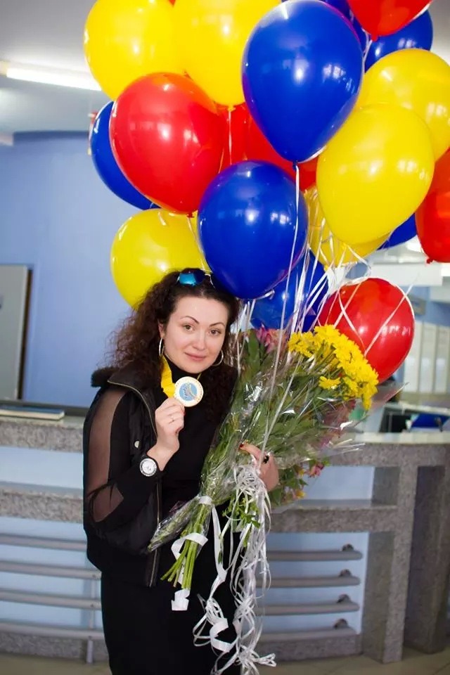 Визажист из Молдовы получила золотую медаль на чемпионате мира по парикмахерскому искусству