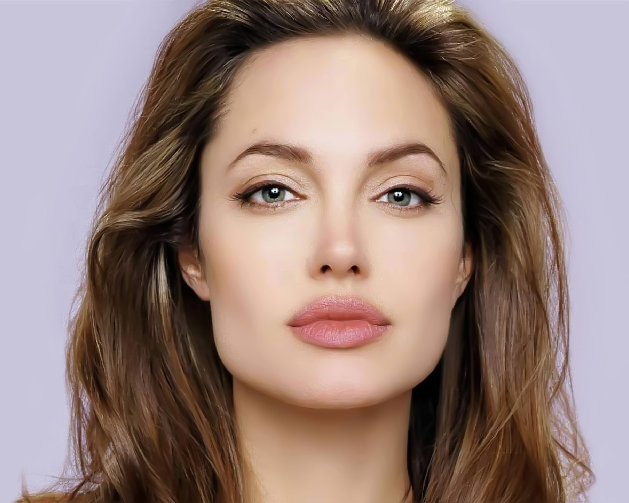 Анджелина Джоли: откровенно о свадьбе, детях и Брэде Питте